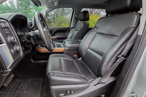 TOP DEMAND 2015 Chevrolet Silverado 2500HD LTZ 4x4 TRANSMISSION AUTOMATIQUE Duramax Turbodiesel V8 4WD - Product Image 4