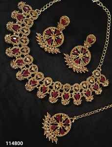 Bijoux indiens forme de fleur plaqué or Motipearl traditionnel Kundan clouté collier ras du cou boucle d'oreille Mangtika ensemble de bijoux - Product Image 5