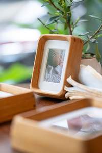 Cadre photo léger en bois naturel pour la décoration de la maison et du bureau avec options personnalisées et finition de haute qualité - Product Image 3