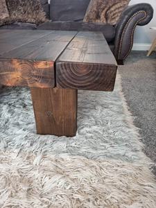 Table basse en bois massif rustique faite à la main, extra large, extra large, 1m x 1m, table basse en bois robuste, table basse de style rustique - Product Image 2