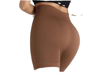 Fabricants de shorts de sport de haute qualité pour femmes, vêtements de sport personnalisés, shorts de fitness, de course, de yoga et de cyclisme pour femmes. - Product Image 6