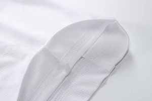 T-shirt Laser Technic Glow Glow in the Dark avec logo personnalisé pour homme - Product Image 4