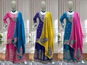 Traje Palazzo de Seda Chinon con Bordado y Lentejuelas para Fiestas y Eventos Festivos, Disponible para la Venta, Proveedor Indio - Product Image 5