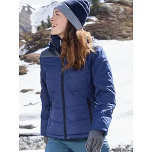 Veste d'hiver personnalisée pour femmes, idéale pour la promotion sportive, produit de merchandising parfait - Product Image 1