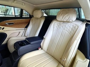 Voiture d'occasion propre 2024 F-l-y-i-n-g S-p-u-r 6.0 W12 4x4 635 ch Essence Automatique Berline Transmission intégrale Volant à gauche Sièges en cuir Pneus R18 - Product Image 6
