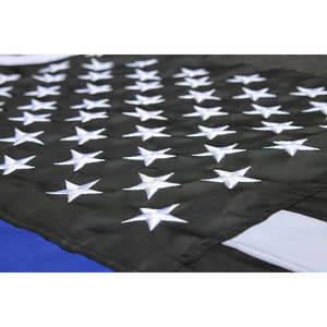 Banderas del Thin Blue Line 4x6 para exteriores - Bandera policial con estrellas bordadas, bandera resistente de respaldo azul, la línea azul es vital - Product Image 4