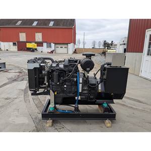 Alternateur monophasé silencieux Stamford 2024 de type 55 KW, à châssis ouvert, système de démarrage automatique, vitesse de 1500 tr/min, tension nominale de 240 V, 50 Hz - Product Image 6