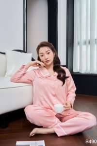 Minimalist Breathable Pearl Silk Maternity Set Soft and Comfortable Fabric for Expectant Mothers-B490 - Product Image 5