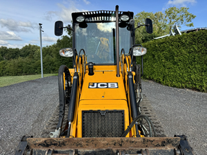 Retroexcavadora JCB 1CXT de alto flujo, lista para EPA/CE, a precio económico con accesorios para construcción - Product Image 5