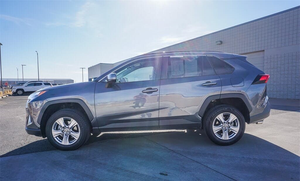 TOYOTA RAV4 XLE AWD 2022 USADO, con volante a la izquierda/derecha - Product Image 4