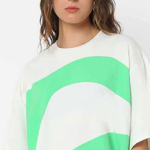 Camiseta de Mujer con Corte Cuadrado y Hombros Caídos, Algodón Premium, Prenda Básica, Fabricante OEM ODM, Venta al Por Mayor - Product Image 5