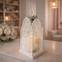 Lanterne en métal islamique élégante spéciale Ramadan avec lune croissante et étoile, lumière chaude, décoration décorative pour la maison, cadeau pour le Ramadan et l'Aïd