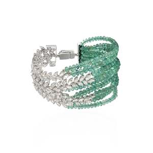 Double plaisir avec le bracelet manchette tendance émeraude - Product Image 2