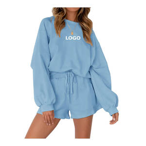 Jersey deportivo informal para chica con logotipo personalizado, Conjunto de sudadera y pantalones cortos de entrenamiento para mujer, sudaderas geniales y pantalones cortos de 2 piezas para mujer - Product Image 1