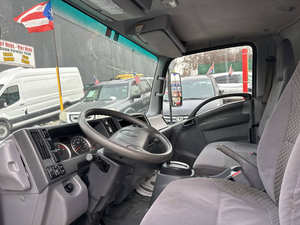 Isuzu NQ-R 2012 Usado, Volante a la Izquierda, Origen Estadounidense - Product Image 2