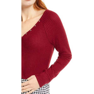 Maglietta Henley in Maglia Waffle Ultra Flirt per Ragazze, Rossa Taglia XS con Decorazione a Bottoni e Motivo a Righe Stampato per la Stagione Primaverile - Product Image 3