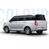 China Wuling HongGuang Plus Minibús Rentable Mini Van Bus Microbús Coches de gasolina
