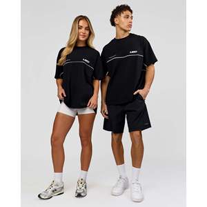 เสื้อยืดโอเวอร์ไซส์ทรงเข้ารูป น้ำหนักมาก สีดำ-ขาว ผ้าคอตตอนผสมพรีเมียม พิมพ์ลายซิลค์สกรีน - Product Image 3