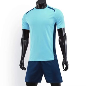 Conjuntos de entrenamiento de fútbol de poliéster 100% para hombre, superventas, camisetas de manga corta, pantalones cortos, servicio OEM para verano y otoño personalizado - Product Image 3