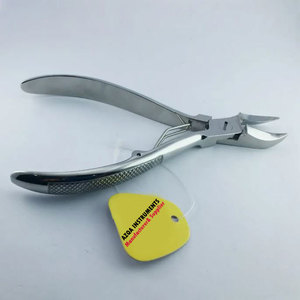 Cortaúñas Profesional de Acero Inoxidable con Caja o Unión de Láminas, Cortaúñas con Logotipo Personalizado Hecho en Pakistán - Product Image 3