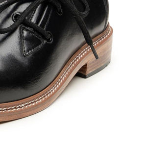 Zapatos Unisex de Cuero Negro, Transpirables, de Secado Rápido, con Acabado Liso de Calidad, Suela Resistente y Diseño para Cuero - Product Image 3