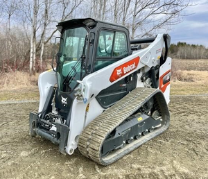 2024 para cargadora de dirección deslizante Bobcat T86 con componentes centrales Moog Motor de bomba hidráulica Cojinete y caja de cambios - Product Image 1