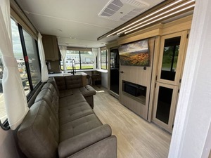 Remolque Fairly KH Usado Nuevo 2026 Forest River Wildwood X-Lite 24ZEN listo para la venta - Product Image 4