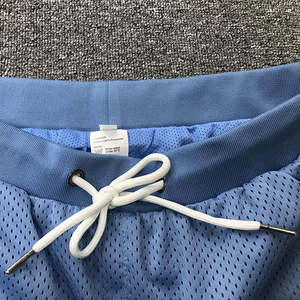 กางเกงขาสั้นกีฬาสไตล์สตรีทปรับแต่งได้สีฟ้าระบายอากาศได้ดีบาสเก็ตบอลถักไซส์ใหญ่เอวกลางยางยืดมีดีไซน์พิมพ์ลาย - Product Image 3