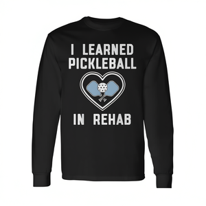 Maglietta a Maniche Lunghe per Amanti del Pickleball 'Ho Imparato il Pickleball in Riabilitazione' - Prodotto Promozionale - Product Image 2