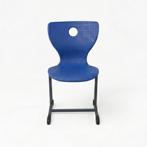 Bureau d'école commercial moderne ARSU avec chaise colorée et plateau en bois blanc, design durable, garantie de 2 ans pour une utilisation en classe - Product Image 4