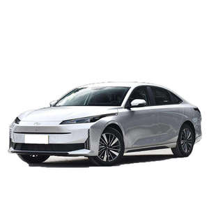 Sedán Híbrido Eléctrico Usado 2024, Transmisión Automática, Eficiente en Consumo de Combustible, Motor de Gasolina/Eléctrico, Moderno, Suministrado desde Japón, >700km de Autonomía - Product Image 1