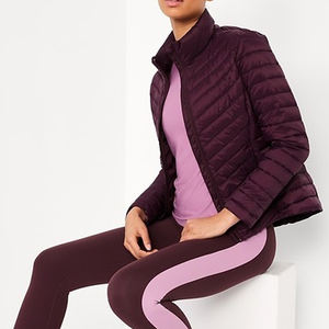 Chaqueta acolchada de diseño personalizado OEM, abrigos de plumón de alta calidad para invierno, chaqueta larga acolchada para mujer. - Product Image 3