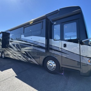 PROVEEDOR de Autocaravana Diésel Usada Marvarena Clase A 2023, Modelo 4369, en Venta - Product Image 1