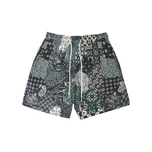Pantalones cortos de baloncesto de malla de diseño libre para hombre con diseño de sublimación de tela transpirable personalizada - Product Image 3