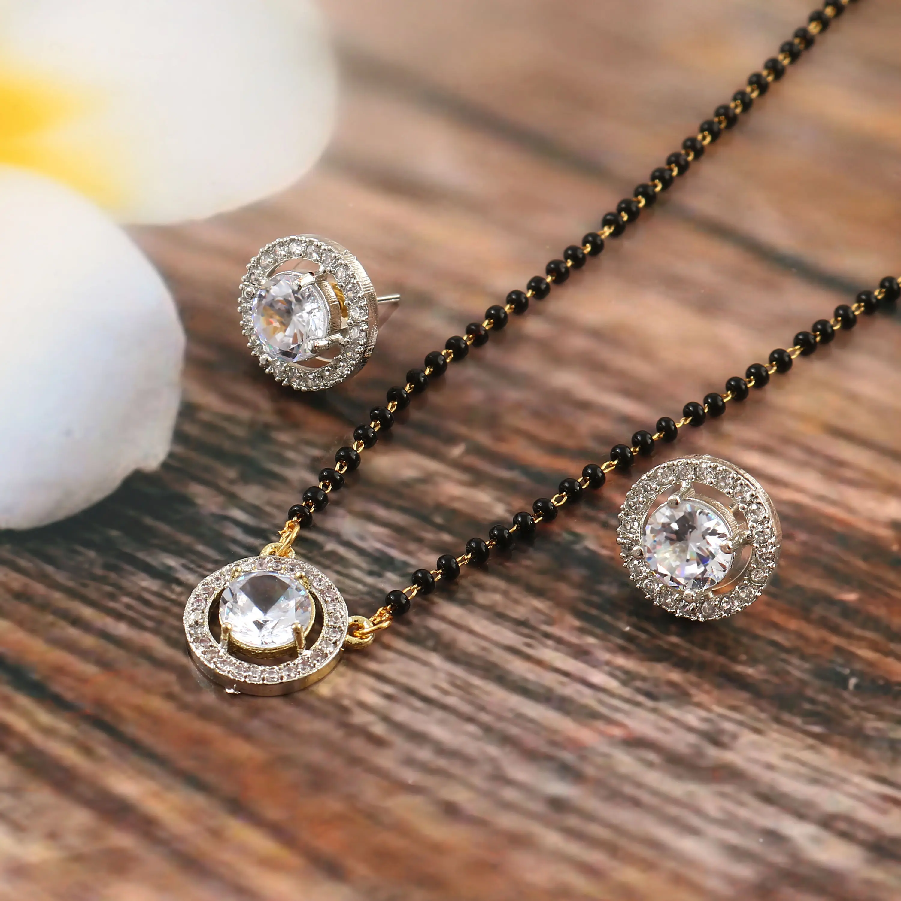 Due colori oro e argento placcato CZ Set pendente con orecchini fatto a mano tradizionale diamante look al prezzo all'ingrosso da Jewar Mandi