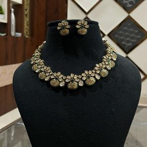 Conjunto de collar de Gargantilla Kundan de moissanita chapada en oro étnico con pendientes joyería de fiesta de boda india para mujer - Product Image 2