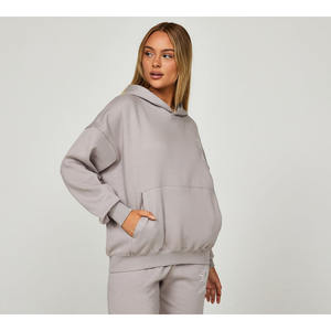 Ensemble de survêtement pour femme personnalisé OEM, 2 pièces, imprimé, uni, coupe ajustée, à capuche, manches longues, respirant, 100% coton - Product Image 5