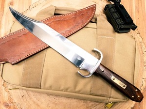 BOWIE Knife "The Main event" สแตนเลส, ตัดด้านหลัง, ด้ามจับไม้ชิงชันและแผ่นทองเหลือง, ใบมีดคงที่, ภาพยนตร์, มีดล่าสัตว์