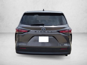 Best Selling 2022 T-o-y-o-t-a Si-en-na XLE FWD 8-<b>Passenger</b> Automatic - Product Image 3