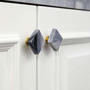 Perilla de Latón con Acabado Mármol para Armario, Cajón, Puerta, Color, Forma y Tamaño Personalizados, Hecho en India - Product Image 1