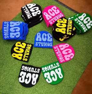 Venta al por mayor de gorros con logotipo personalizado gorros de lujo de acrílico en todo Jacquard Beanie sombreros de punto cálido Beanie sombreros para hombres y mujeres gorras - Product Image 6