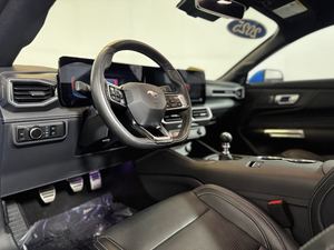 <span class=keywords><strong>Ford</strong></span> <span class=keywords><strong>Mustang</strong></span> <span class=keywords><strong>GT</strong></span> bleu éclatant 2025 d'occasion, sièges en cuir, toit ouvrant, SUV, camionnette, au meilleur prix, voiture de qualité, luxe - Product Image 5