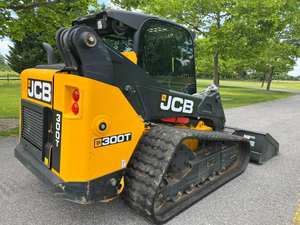 2018 JCB 300 T Cargadora de cadenas compacta - Product Image 5