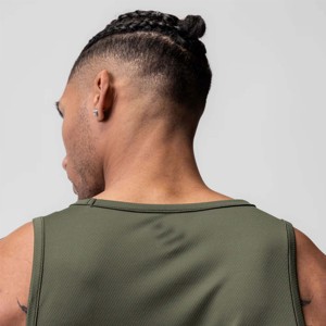 Débardeur de sport de performance pour hommes-conçu pour le confort, la durabilité et le style pendant les entraînements de haute intensité - Product Image 3