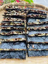 Croustillant aux algues marines et aux noix à faible teneur en sucre, 5 mm d'épaisseur, riche en fibres, noix mélangées superposées sur des feuilles d'algues marines fines et croustillantes pour des collations saines quotidiennes - Product Image 6