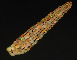 Perles d'agate en pierre d'opale éthiopienne naturelle 100% perles de pépites d'opale de feu naturelles disponibles en forme ovale pour la vente en gros - Product Image 5