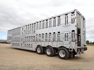 Remorque pour bétail avec composants d'engrenage et de moteur pour tracteur à vendre - Product Image 4