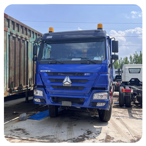 2025 tiết kiệm nhiên liệu 30 khối 12 bánh xe Thương hiệu mới dài dịch vụ cuộc sống HOWO Công suất 40 tấn 8x4 6x4 xe tải để bán - Product Image 4