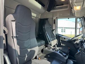 Camion Ive-co Euro Cargo 140E280, capacité de charge de 21-30 tonnes, nouveau moteur diesel Euro 6, transmission automatique, puissance >450 ch, moteur 4-6L - Product Image 6