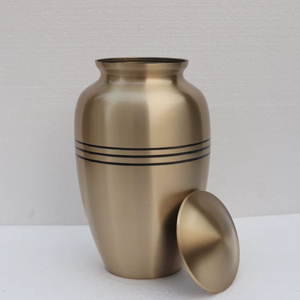 โกศบรรจุอัฐิสำหรับผู้ใหญ่แบบอเมริกัน ทำมือจากทองเหลืองหล่อ ทนทาน เป็นมิตรกับสิ่งแวดล้อม ดีไซน์ใหม่ สลักลาย ยอดขายดีที่สุด MOQ ต่ำ HHO - Product Image 1